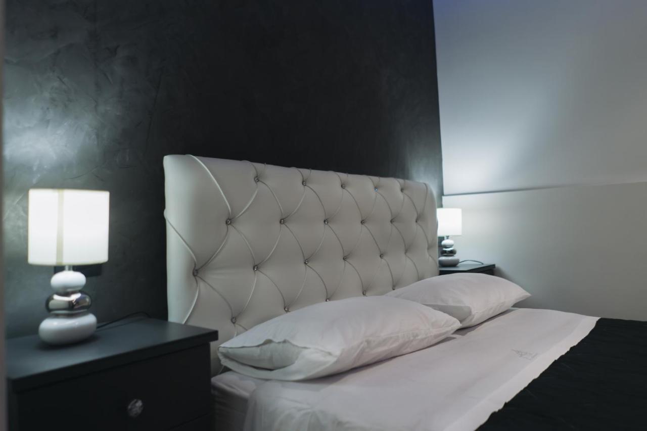 Dl Luxury B&B Napoli Exterior foto